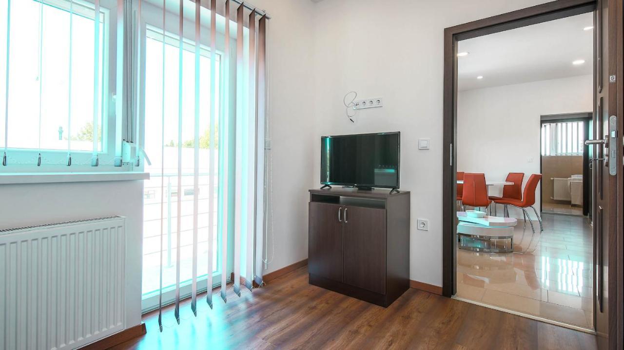 White Apartman Siófok Zewnętrze zdjęcie