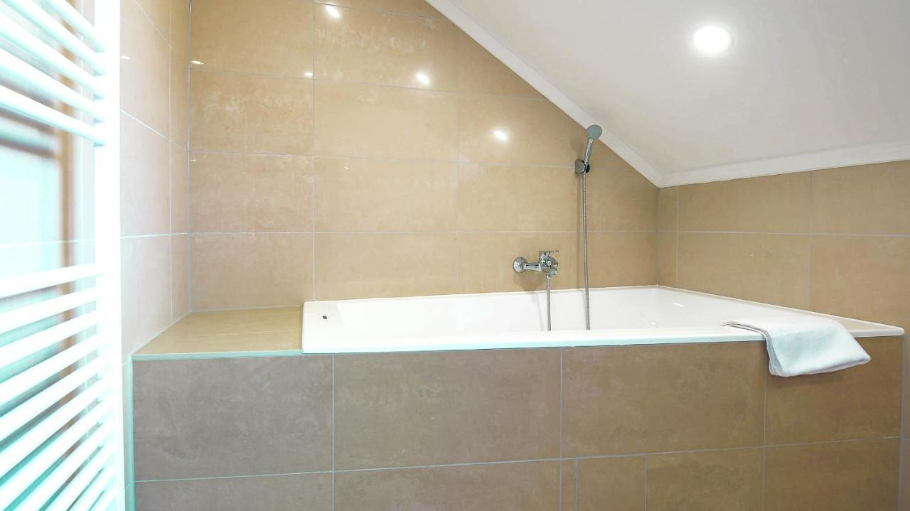White Apartman Siófok Zewnętrze zdjęcie