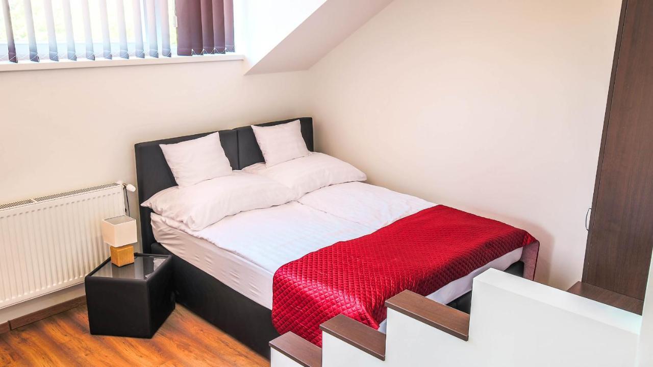 White Apartman Siófok Zewnętrze zdjęcie