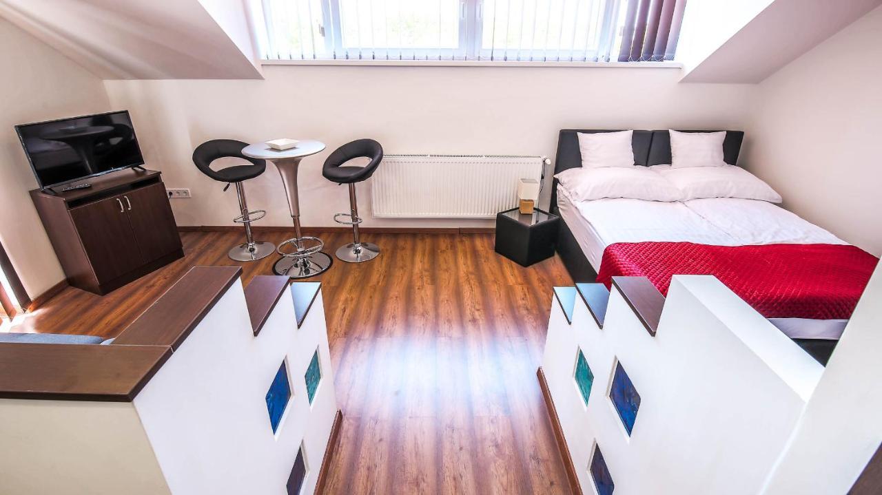 White Apartman Siófok Zewnętrze zdjęcie