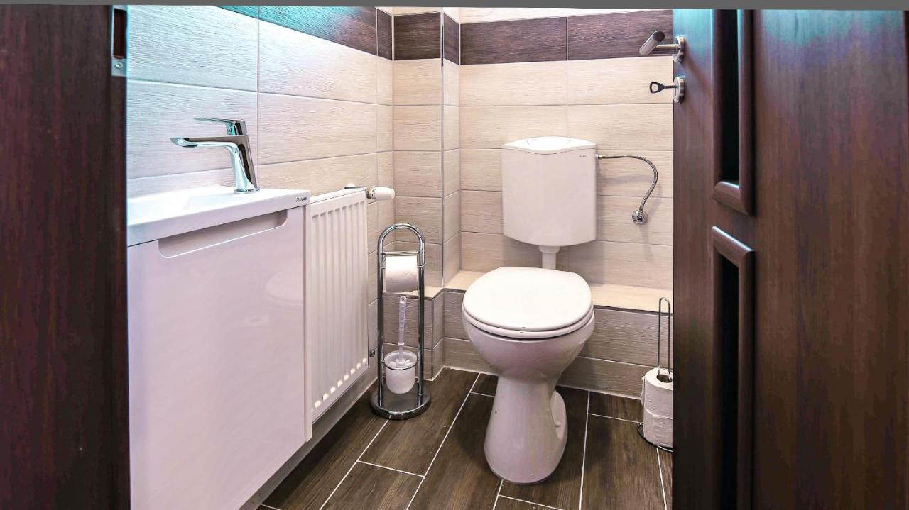 White Apartman Siófok Zewnętrze zdjęcie