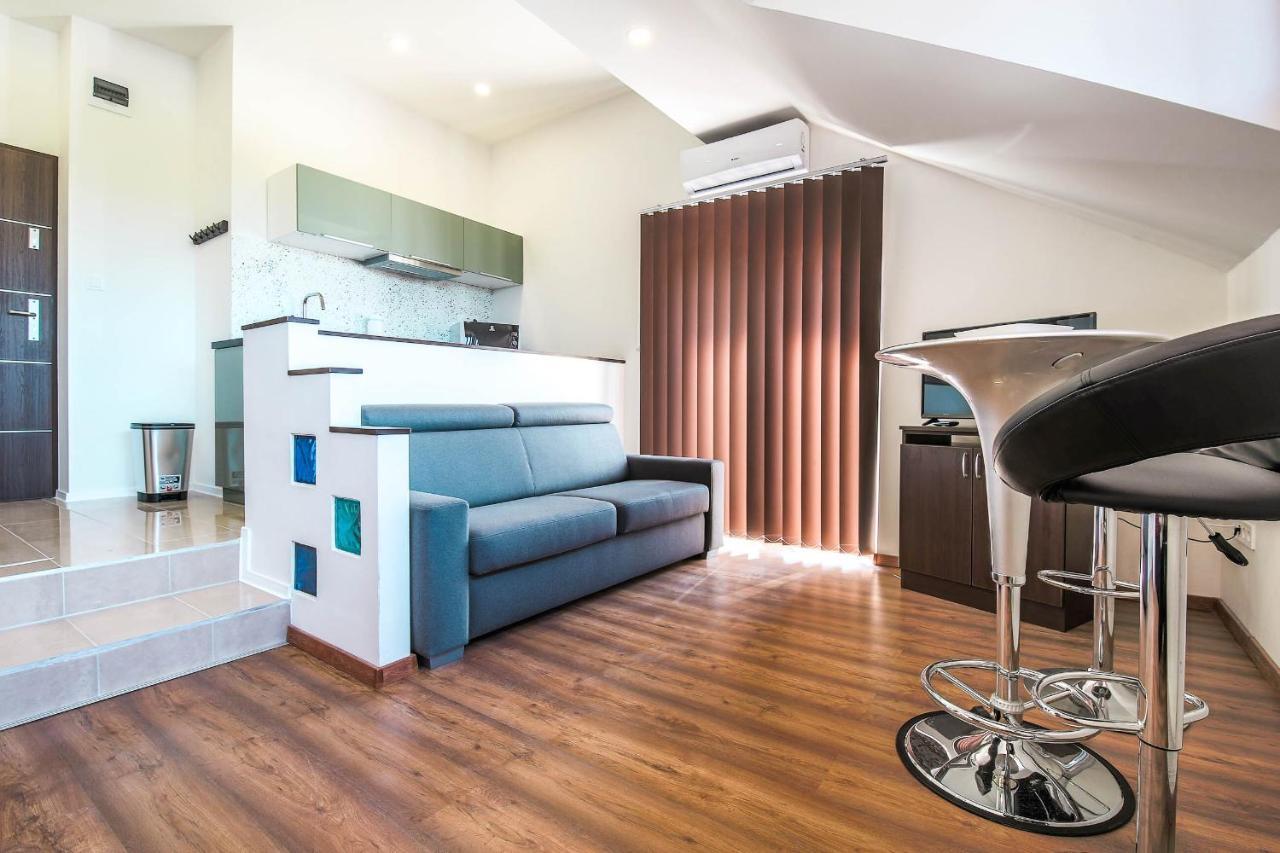 White Apartman Siófok Zewnętrze zdjęcie