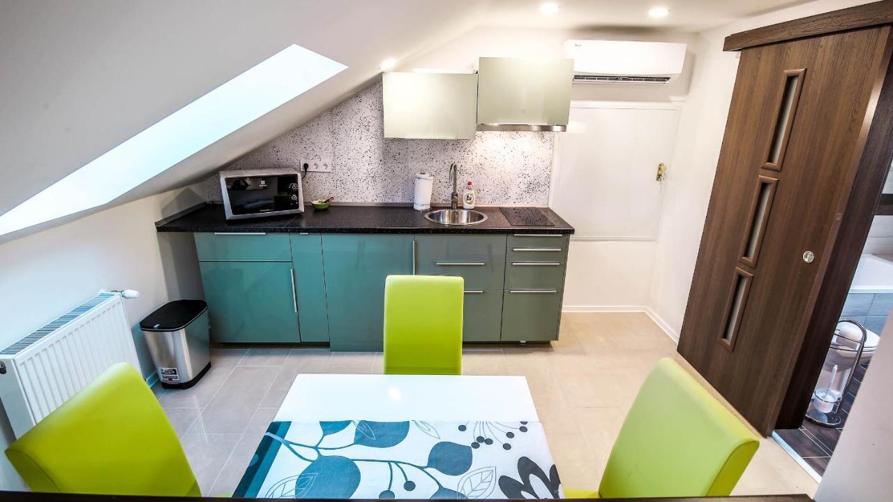 White Apartman Siófok Zewnętrze zdjęcie